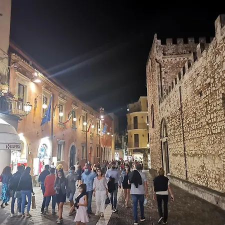 Casa Corallo Appartamento Giardini Naxos